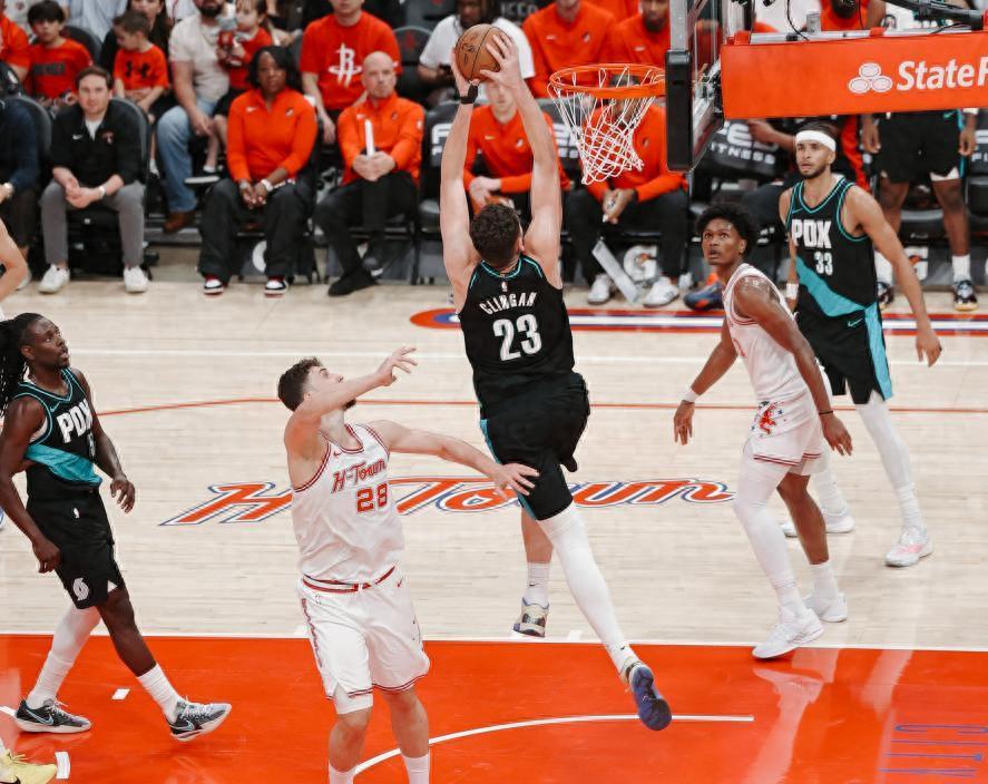 星空-狂轰26+7+2!请让谢泼德首发,阿门赛后说出优点,还提到了杜兰特